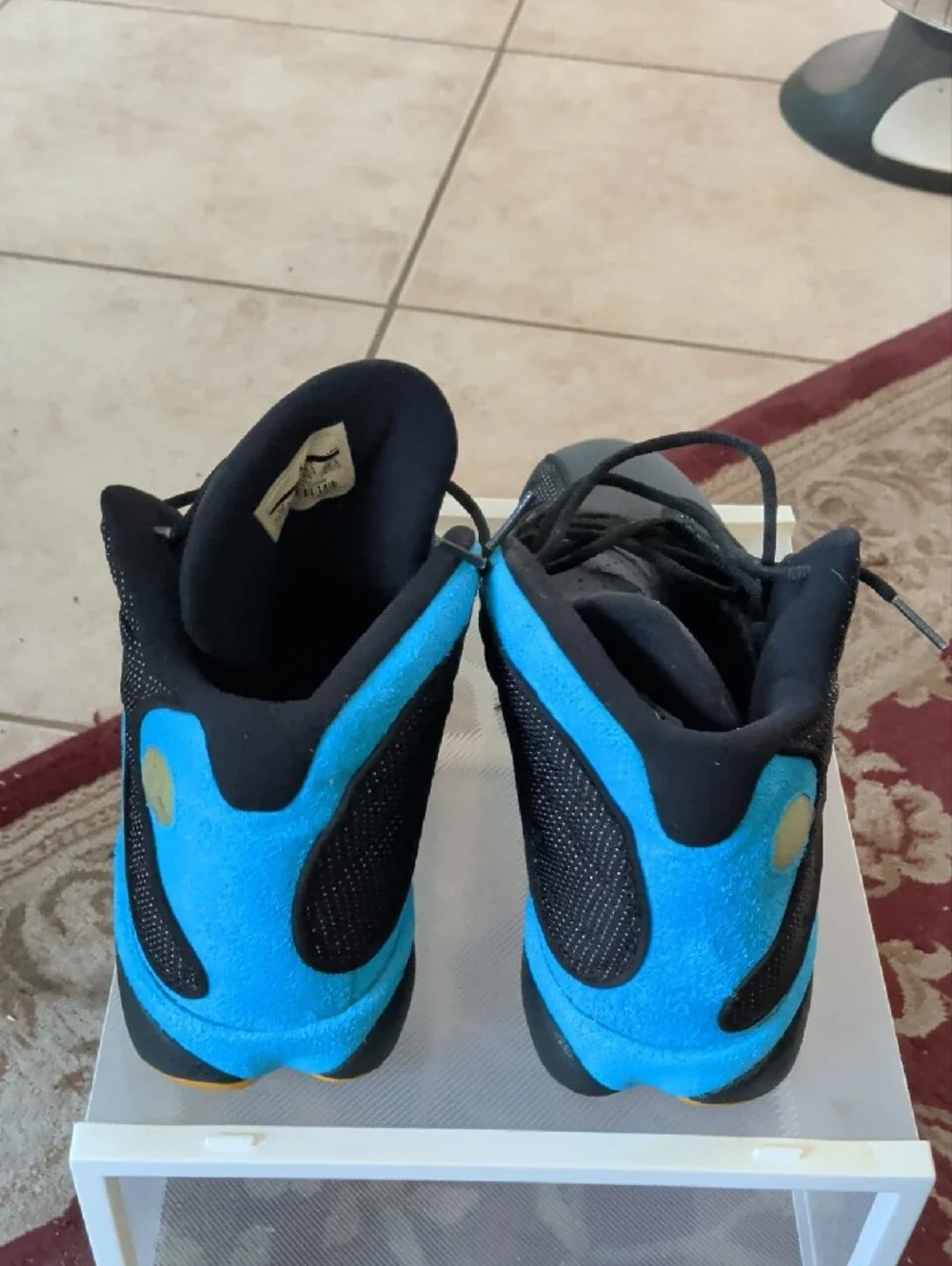 Jordan Men's Black and Blue Low-Top Sneakers